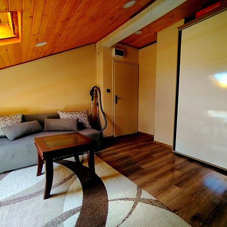 Low Budget Apartment With Breakfast #3 Βάρνα Εξωτερικό φωτογραφία