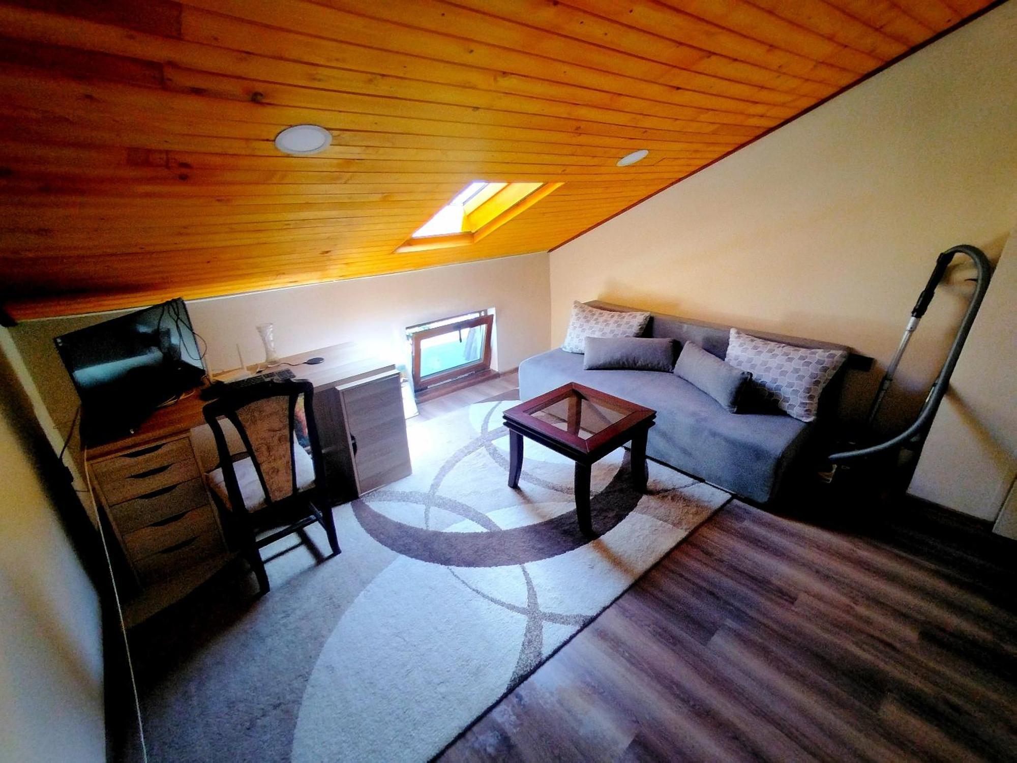 Low Budget Apartment With Breakfast #3 Βάρνα Εξωτερικό φωτογραφία